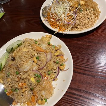 Siri Thai - Pineapple fried rice and pad Thai - Thai Near Me - Portland, Oregon Siri Thai - Pineapple fried rice and pad Thai - Thai Near Me - Portland, Oregon