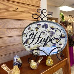 Summer’s Reverie Vintage & Antiques - #kkpetalsandwings