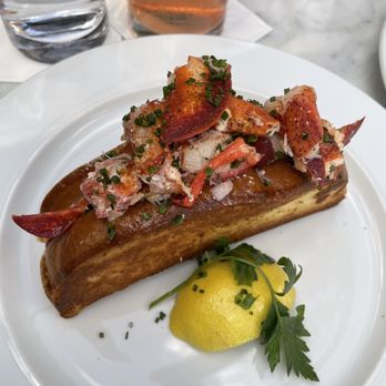 RH Rooftop Restaurant at RH Oak Brook - Lobster Roll - Breakfast & Brunch Near Me - Oak Brook, Illinois RH Rooftop Restaurant at RH Oak Brook - Lobster Roll - Breakfast & Brunch Near Me - Oak Brook, Illinois