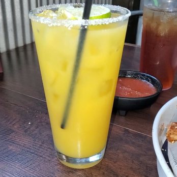 Que Onda - Mango Margarita - Mexican Near Me - Huntersville, North Carolina Que Onda - Mango Margarita - Mexican Near Me - Huntersville, North Carolina