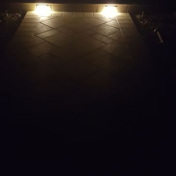 Paramount Pavers & Construction - Double LED lights to front steps - General Contractors Near Me - Los Angeles, California Paramount Pavers & Construction - Double LED lights to front steps - General Contractors Near Me - Los Angeles, California