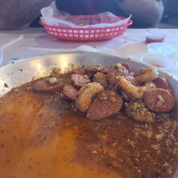 happy crab seafood - Butter and garlic low country boil - Seafood Near Me - Goose Creek, South Carolina