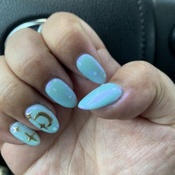 Gilo Nails - Nail Salons Near Me - Bellflower, California