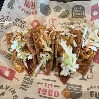 Applebee's Grill + Bar - Chicken Wonton Tacos - American Near Me - Brooklyn, New York