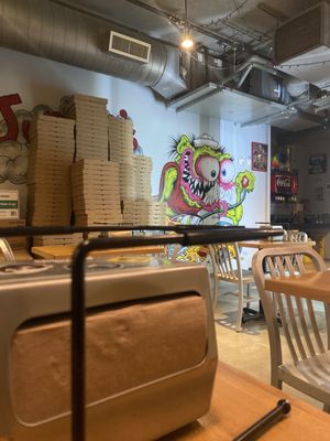 Junior's Pizza by null