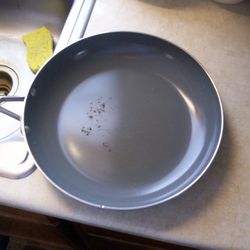 Calphalon Calphalon Warranty Return - This pan always develops a 'hotspot' in the same location.