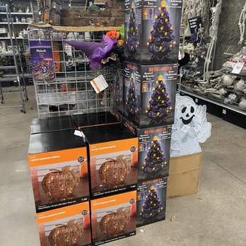 Michaels - Plenty of ceramic Halloween trees left!! - Arts & Crafts Near Me - Austin, Texas Michaels - Plenty of ceramic Halloween trees left!! - Arts & Crafts Near Me - Austin, Texas