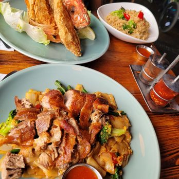 Muse - Thai Near Me - Brooklyn, New York