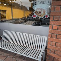 Sweet Jill's Bakery - Free smells