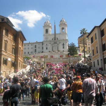 Piazza di Spagna - Azaleas in April 2018 - Public Plazas Near Me - Rome, RM