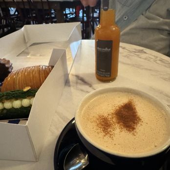 PRB Boulangerie - Chai latte - Bakeries Near Me - Cambridge, Massachusetts