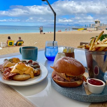 Hau Tree - Ahi burger with a view - Seafood Near Me - Honolulu, Hawaii Hau Tree - Ahi burger with a view - Seafood Near Me - Honolulu, Hawaii