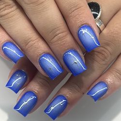 Suave's Nails - Blue shorties with white aura