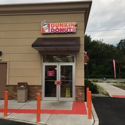 Dunkin' - Back entrance