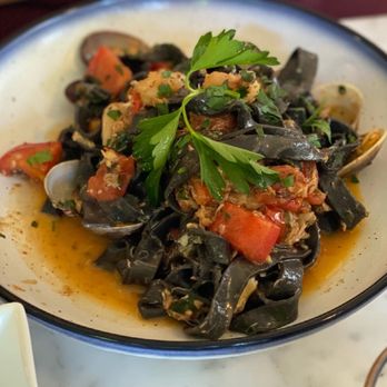 Matteo's Osteria - Fettuccine Frutti Di Mare - Italian Near Me - Wailea, Hawaii Matteo's Osteria - Fettuccine Frutti Di Mare - Italian Near Me - Wailea, Hawaii