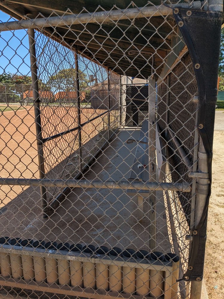 Dominguez Park Logo