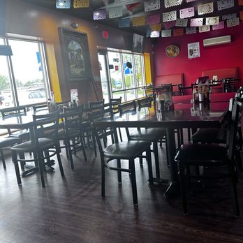 Si Senor 2 - Inside - Mexican Near Me - Coralville, Iowa Si Senor 2 - Inside - Mexican Near Me - Coralville, Iowa