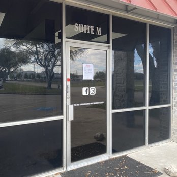 The Puddery - Entrance - Desserts Near Me - Pearland, Texas