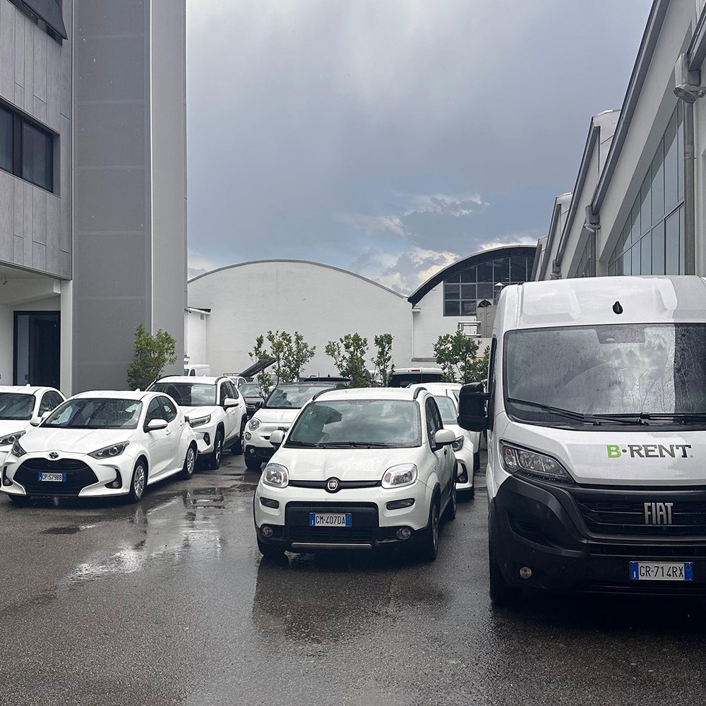 THE BEST 10 SCOOTER RENTALS near VIA PRIMO LEVI 5, 21010 CARDANO AL CAMPO,  ITALY - Updated 2026 - Hours - Yelp