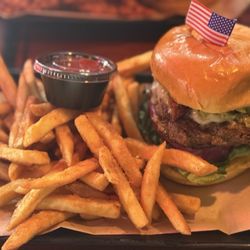 Ben's Neighborhood Grill & TAP - California Dreamer