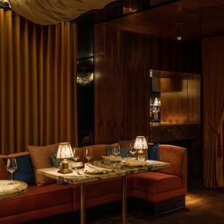 Sirrah - Sirrah Main Dining Room