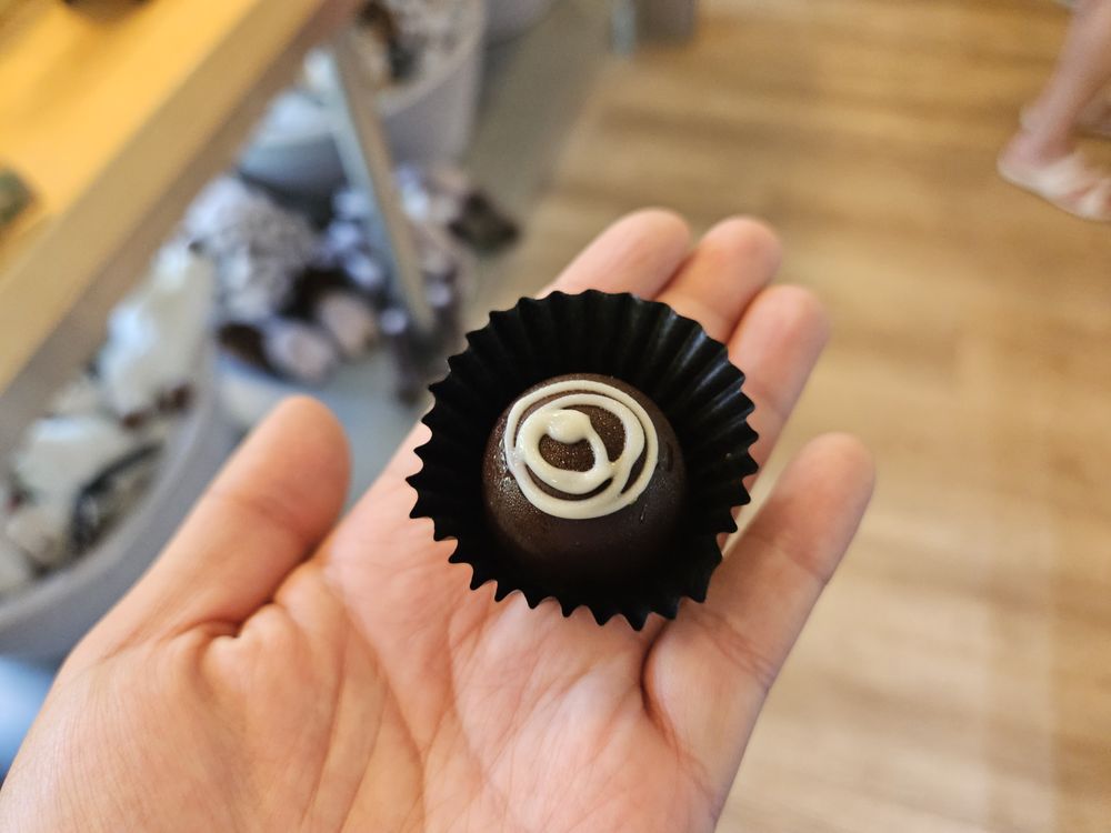 Maple Kupu Whiskey Truffle