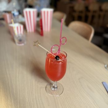 Omni William Penn Hotel - Cirque Punch Mocktail - Sprite, Grenadine, Pineapple Juice, Cherry - Hotels Near Me - Pittsburgh, Pennsylvania Omni William Penn Hotel - Cirque Punch Mocktail - Sprite, Grenadine, Pineapple Juice, Cherry - Hotels Near Me - Pittsburgh, Pennsylvania