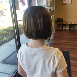 Salon 21 North - Short bob cut