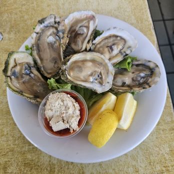 Phil's Fish Market & Eatery - Half dozen oysters - Seafood Near Me - Castroville, California Phil's Fish Market & Eatery - Half dozen oysters - Seafood Near Me - Castroville, California