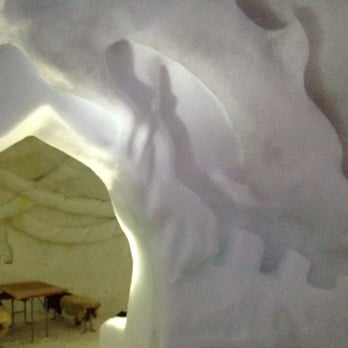 Iglu Dorf - Bars Near Me - Engelberg, OW