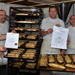 Bäckerei Müller - Urkunden Stollenprüfung