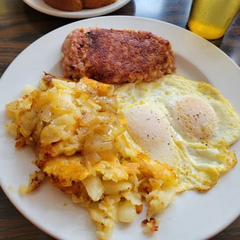 Roady's Restaurant - Eggs, corned beef hash, and home fries. Yum! - Breakfast & Brunch Near Me - San Dimas, California Roady's Restaurant - Eggs, corned beef hash, and home fries. Yum! - Breakfast & Brunch Near Me - San Dimas, California