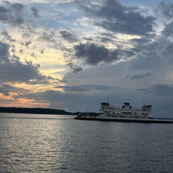 Jamestown-Scotland Ferry - Ferries Near Me - Surry, Virginia