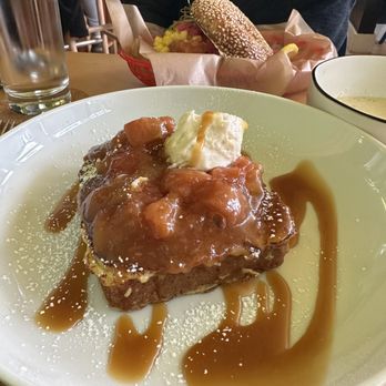 Songbird - Farm Toast ( Peaches) - Breakfast & Brunch Near Me - St. Louis, Missouri
