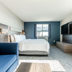 Holiday Inn Express Philadelphia - Penns Landing