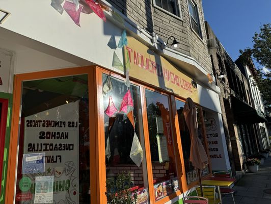 Taqueria Nacho Libre by null