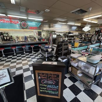 Gunther Toody's - Diners Near Me - Littleton, Colorado Gunther Toody's - Diners Near Me - Littleton, Colorado