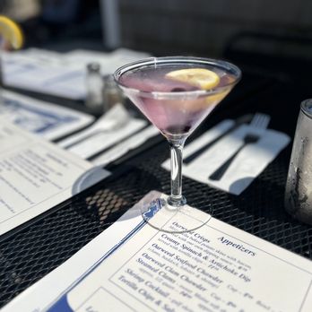 Oarweed Restaurant - a drink on a table - Seafood Near Me - Ogunquit, Maine