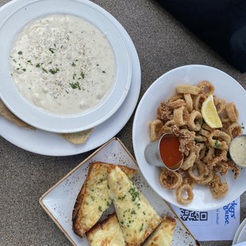 Parkers' Lighthouse - Clam Chowder, Garlic Bread, Calamari - Seafood Near Me - Long Beach, California Parkers' Lighthouse - Clam Chowder, Garlic Bread, Calamari - Seafood Near Me - Long Beach, California