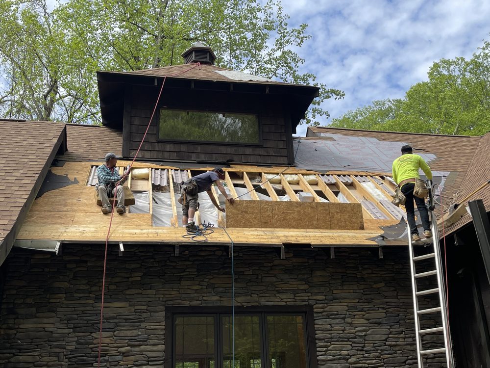 Slide of Carcamo Roofing