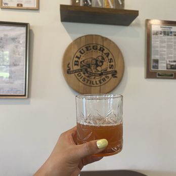 Bluegrass Distillers - Distilleries Near Me - Lexington, Kentucky Bluegrass Distillers - Distilleries Near Me - Lexington, Kentucky