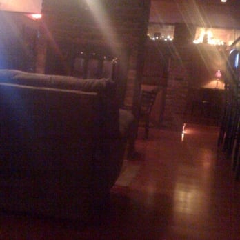 Cocktails Lounge - Inside - Bars Near Me - Fort Wayne, Indiana