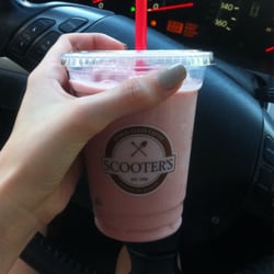 Scooter's Coffee - Strawberry Banana Smoothie