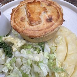 The George IV - Beef pie