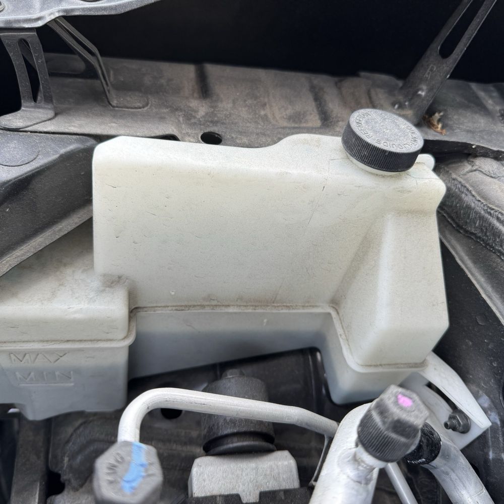 Take 5 Oil Change - I asked TWICE to top off the coolant, and the "Assistant Manager" said he did. But it wasn't the case when I check after leaving the lot. - Oil Change Stations Near Me - Houston, Texas Take 5 Oil Change - I asked TWICE to top off the coolant, and the "Assistant Manager" said he did. But it wasn't the case when I check after leaving the lot. - Oil Change Stations Near Me - Houston, Texas
