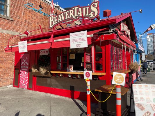 BeaverTails- Queues de Castor (Byward Market) by null