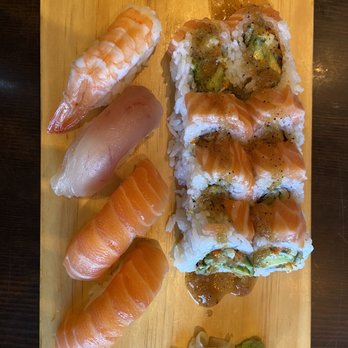 Sushi Mura - My rather pedestrian own order - Alaska roll combo - Flavourful, warm-ish rice, fresh ingredients. My next table's order way better! - Japanese Near Me - Vancouver, British Columbia Sushi Mura - My rather pedestrian own order - Alaska roll combo - Flavourful, warm-ish rice, fresh ingredients. My next table's order way better! - Japanese Near Me - Vancouver, British Columbia