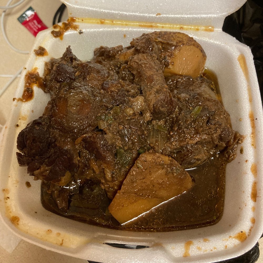 Kamoe Corner Store - Oxtail - Desserts Near Me - Cleveland, Ohio