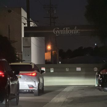 GymTonic - Not open on time...again - Gyms Near Me - Los Angeles, California GymTonic - Not open on time...again - Gyms Near Me - Los Angeles, California