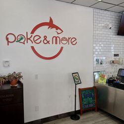 Poke & More - Front inside